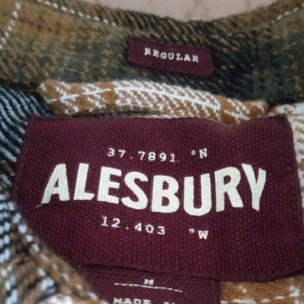 Alesbury Plaid Shirt Shacket. Universal. Size Medium.